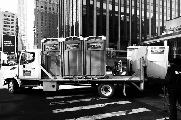 Affordable portable toilet rental in Lexington, WA